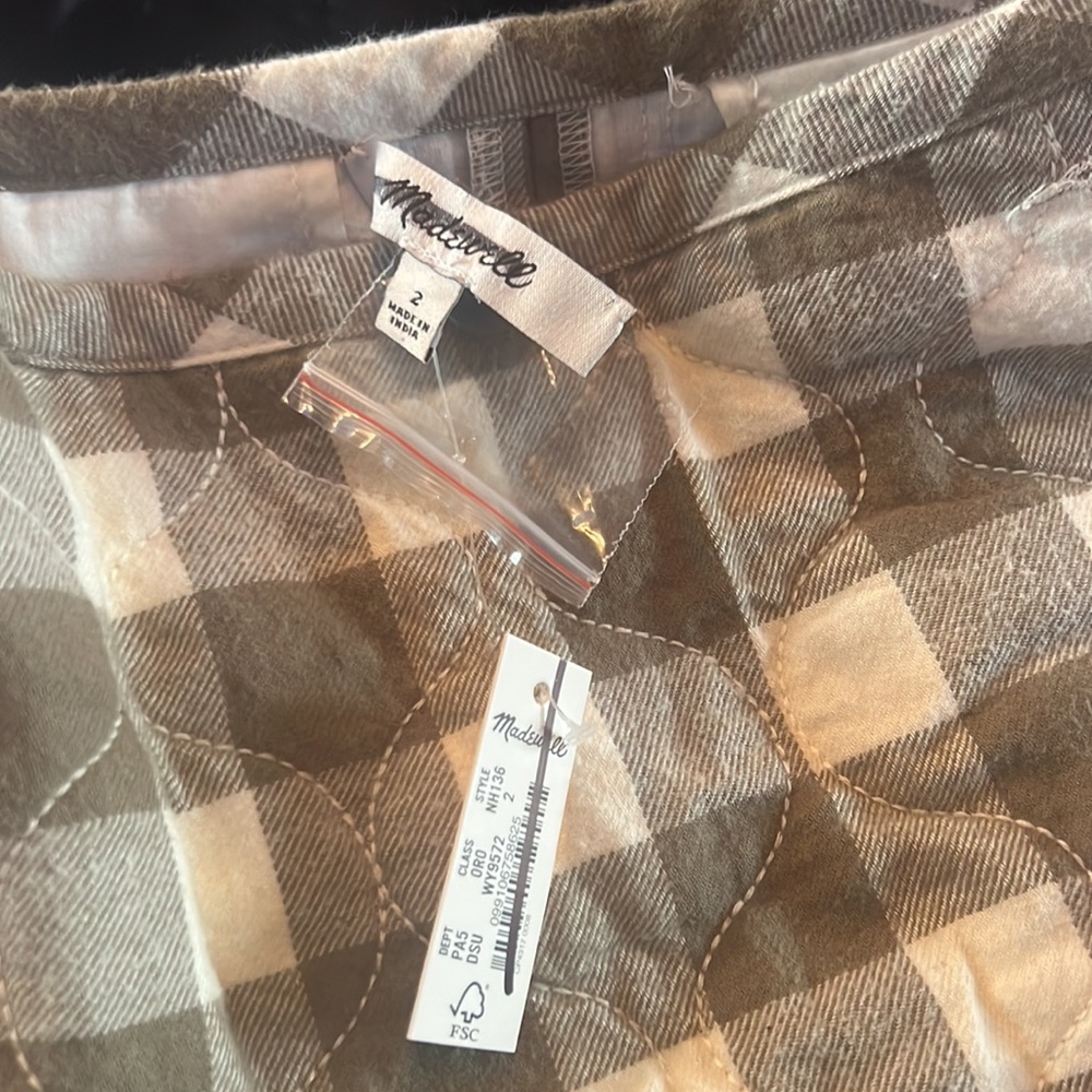 Curvy Quilted Flannel Mini Skirt in Gingham Check - Picture 4 of 4